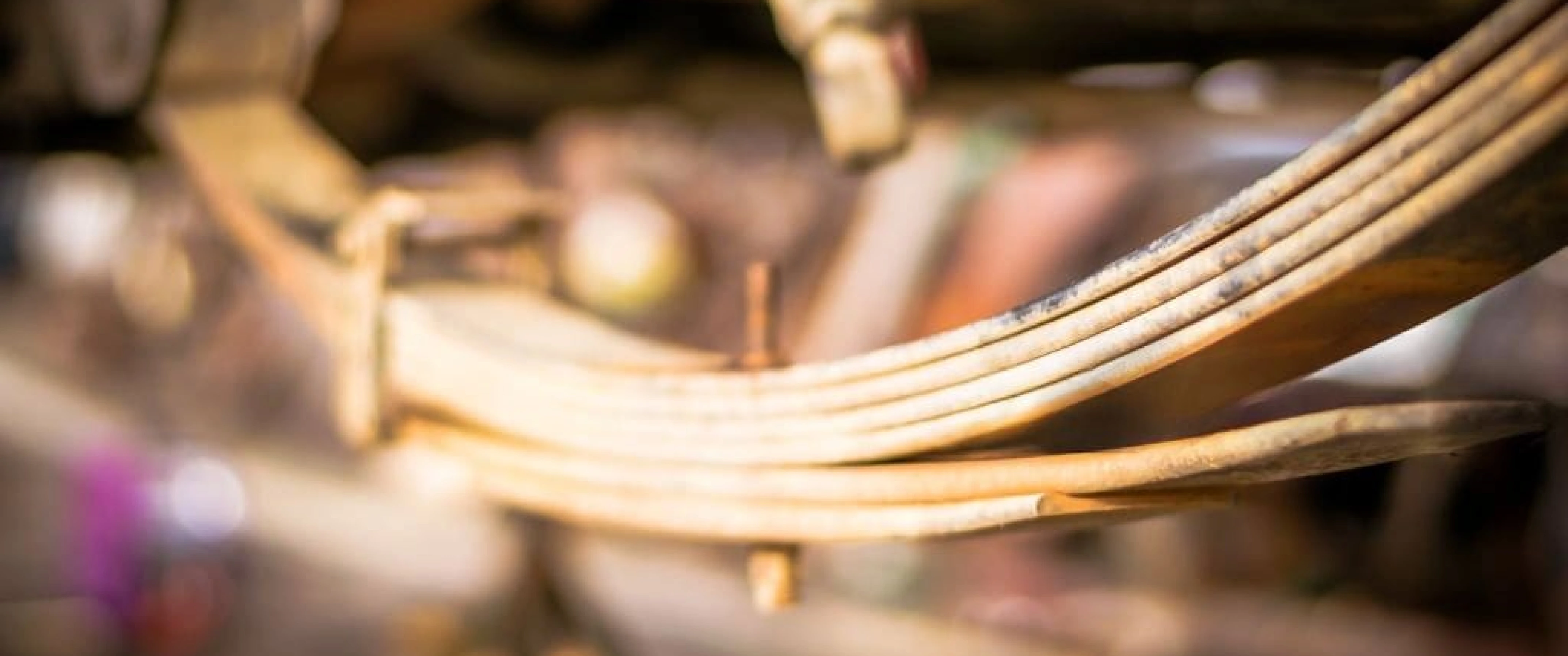  truck-leaf-springs  